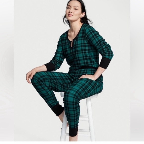 Victoria's Secret Other - VICTORIAS SECRET Green Buffalo Plaid Jogger Pajamas Set Women’s XL NWT NEW